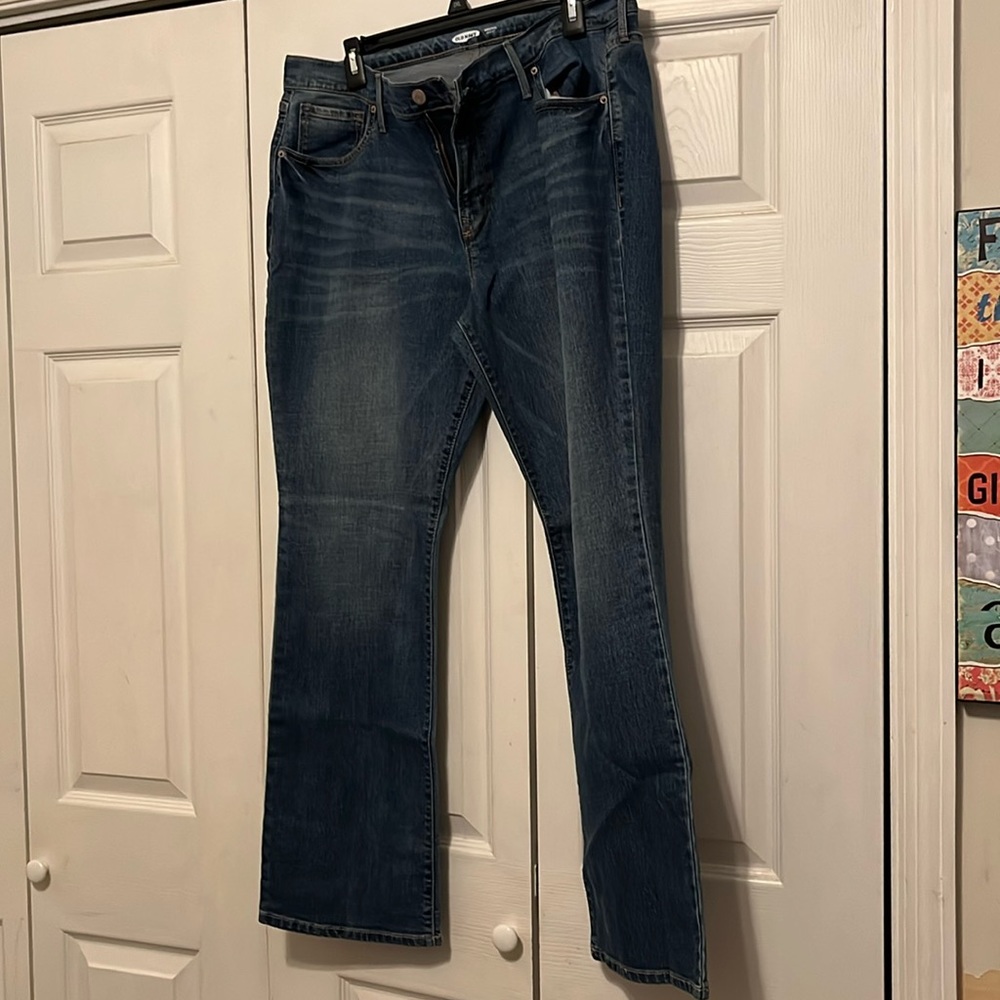 Old Navy Bootcut SHORT length